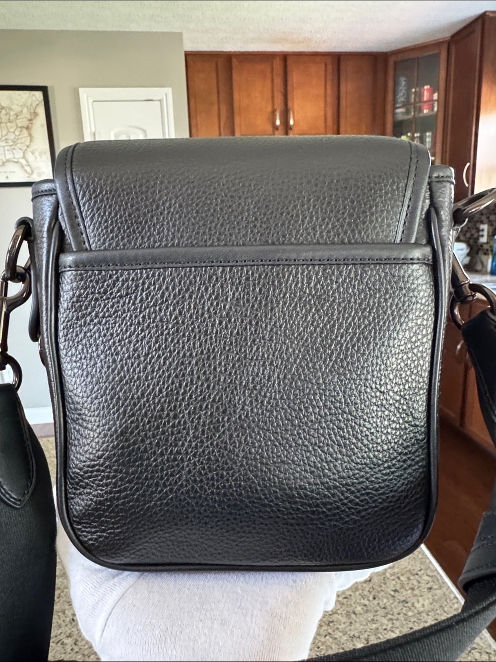 🖤Coach Black Pebbled Leather Messenger Crossbody - Coach EUC🖤 - Picture 3 of 17